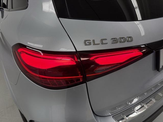 new 2025 Mercedes-Benz GLC 300 car, priced at $59,565