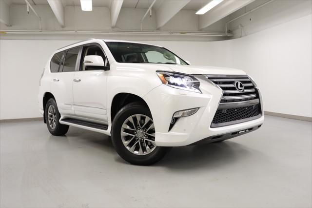 used 2018 Lexus GX 460 car, priced at $33,380