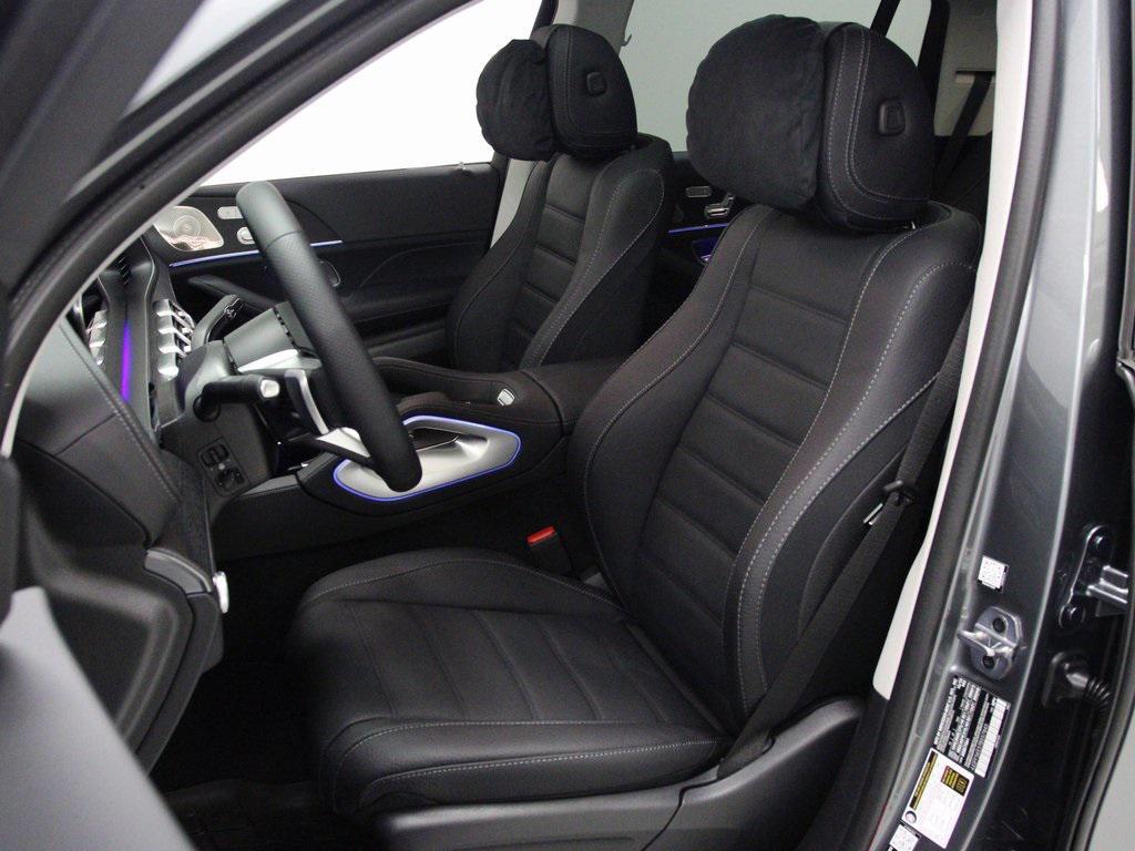 new 2026 Mercedes-Benz GLS 450 car, priced at $101,335