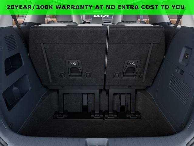 new 2026 Kia Carnival Hybrid car, priced at $45,385