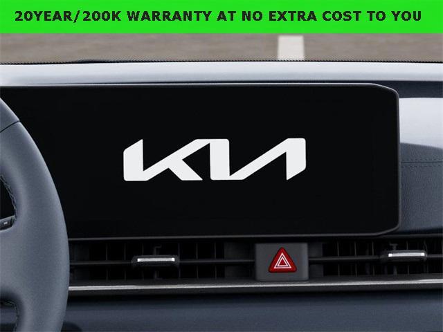 new 2026 Kia Carnival Hybrid car, priced at $45,385