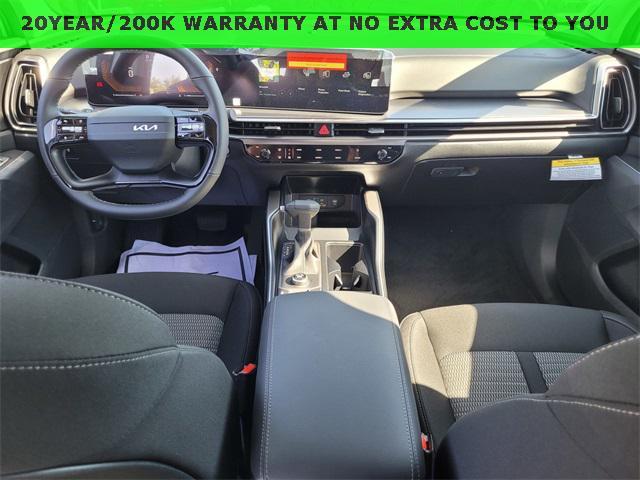 new 2026 Kia Sorento car, priced at $32,895