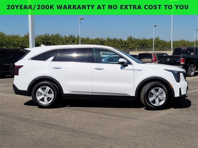 new 2026 Kia Sorento car, priced at $32,895