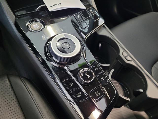 new 2025 Kia Sportage car, priced at $41,325