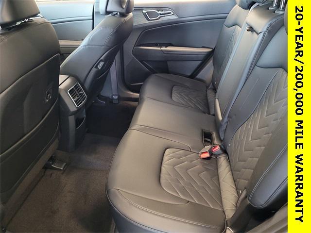 new 2025 Kia Sportage car, priced at $39,990