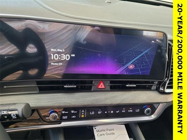 new 2025 Kia Sportage car, priced at $39,990