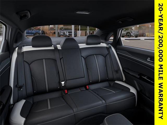 new 2025 Kia K5 car, priced at $27,520
