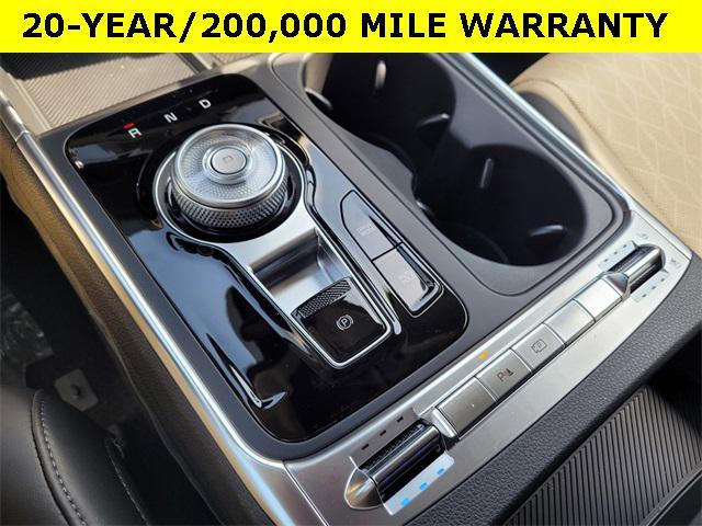 new 2025 Kia Carnival Hybrid car, priced at $47,891