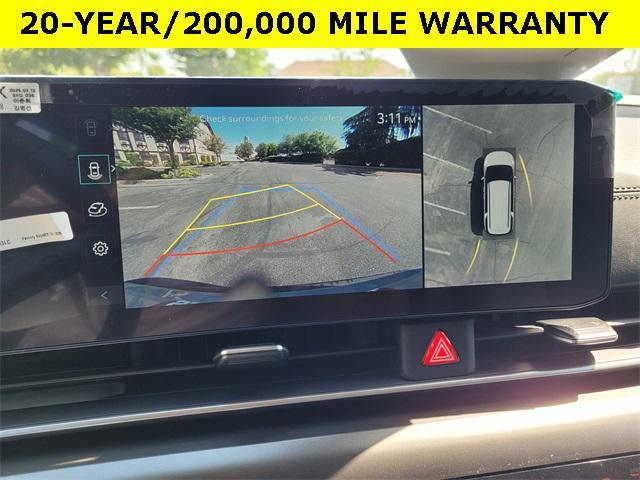 new 2025 Kia Carnival Hybrid car, priced at $47,891