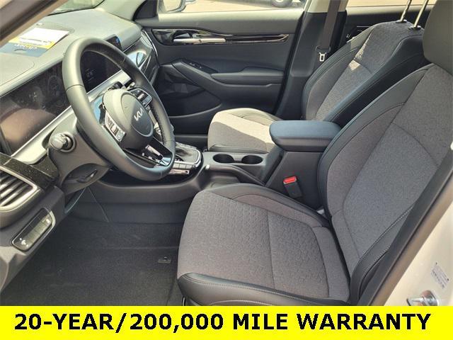 new 2025 Kia Seltos car, priced at $28,999