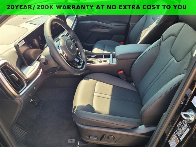 new 2025 Kia Sorento car, priced at $35,330