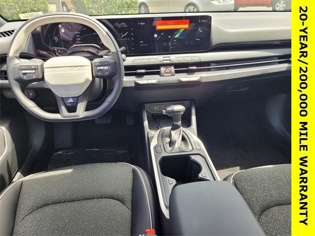 new 2025 Kia K4 car, priced at $25,570