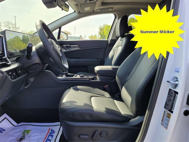 new 2025 Kia Sportage car, priced at $31,945