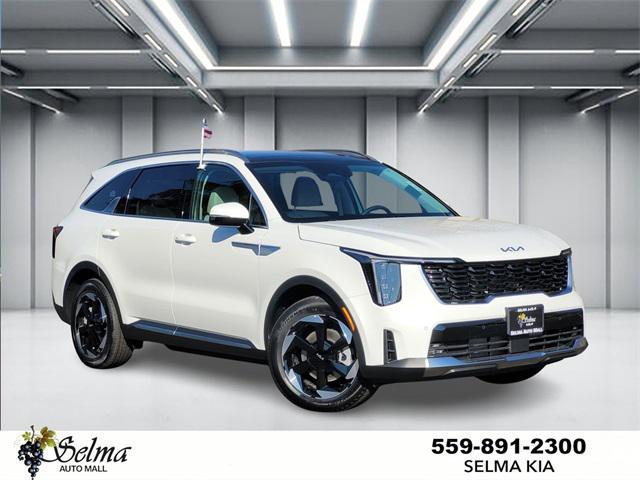 new 2025 Kia Sorento Hybrid car, priced at $42,795