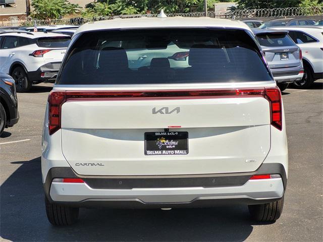 new 2025 Kia Carnival Hybrid car, priced at $40,995
