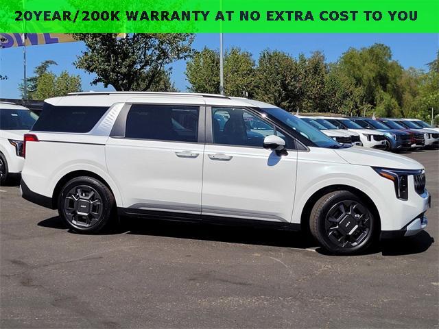 new 2026 Kia Carnival Hybrid car, priced at $45,385