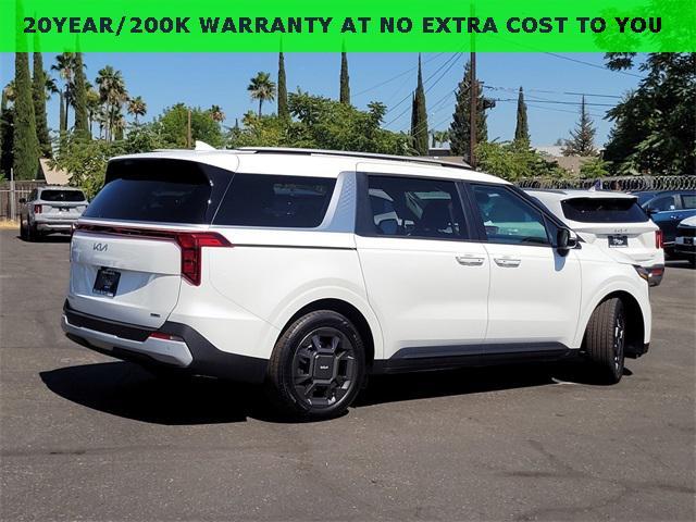 new 2026 Kia Carnival Hybrid car, priced at $45,385