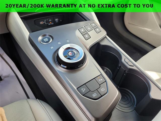 new 2026 Kia Sportage Hybrid car, priced at $42,605