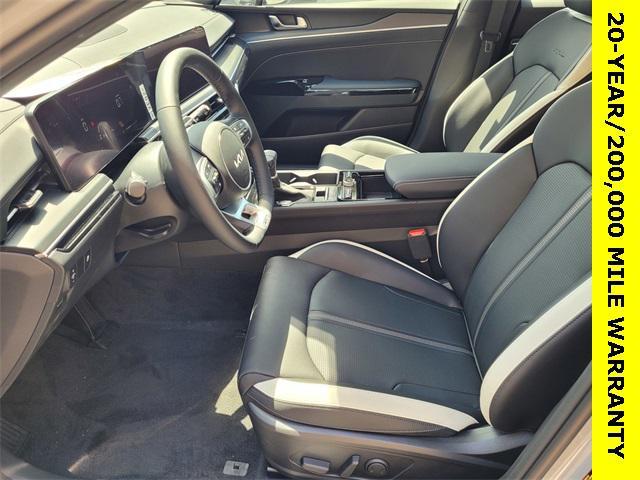 new 2025 Kia K5 car, priced at $29,045