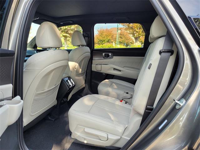 new 2026 Kia Sorento Hybrid car, priced at $49,250
