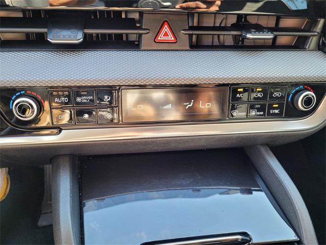 used 2023 Kia Sportage Hybrid car, priced at $22,672