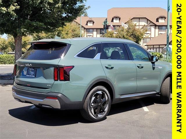 new 2025 Kia Sorento Hybrid car, priced at $38,630