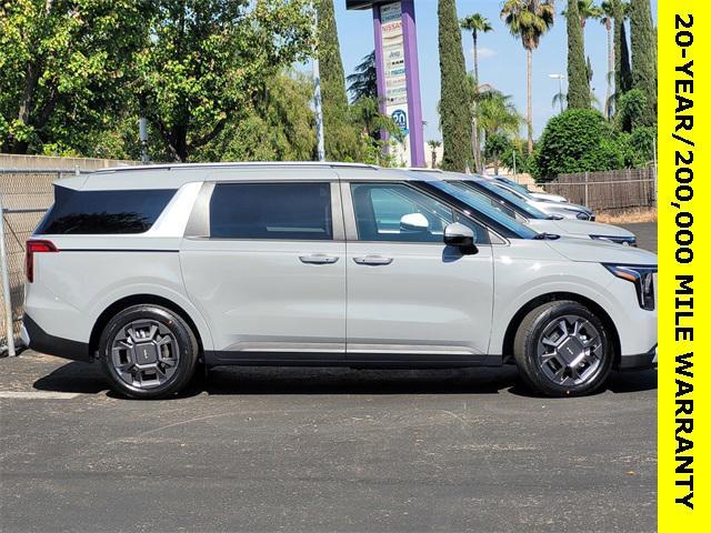 new 2025 Kia Carnival Hybrid car, priced at $44,225