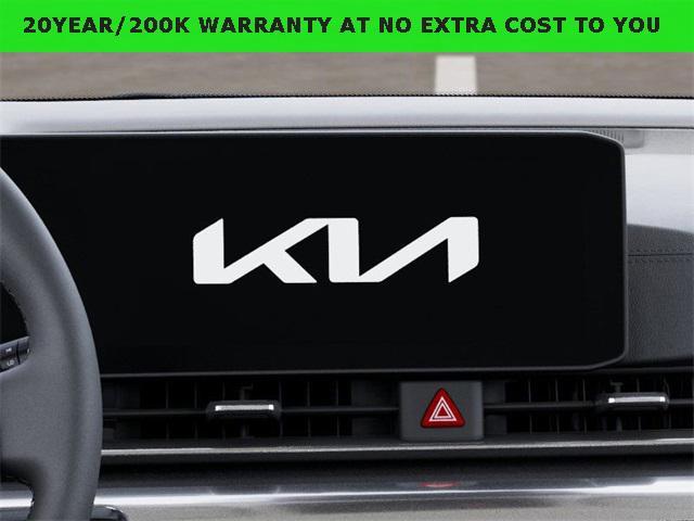 new 2026 Kia Carnival Hybrid car, priced at $50,285