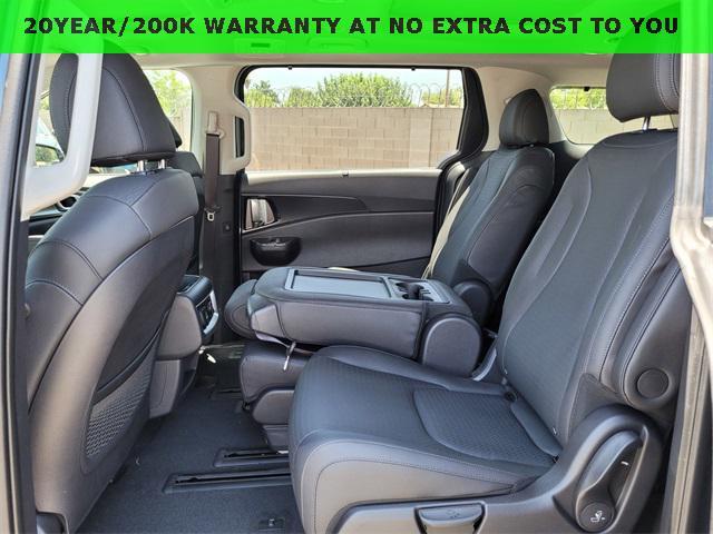 new 2026 Kia Carnival Hybrid car, priced at $53,285