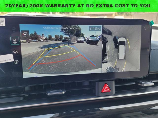 new 2025 Kia Carnival Hybrid car, priced at $50,999