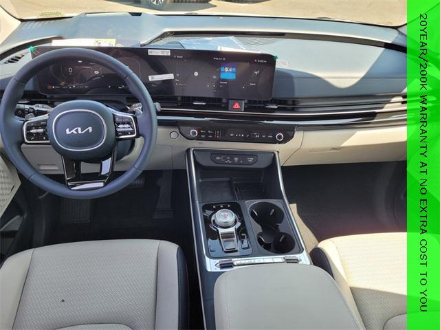 new 2025 Kia Carnival Hybrid car, priced at $52,999