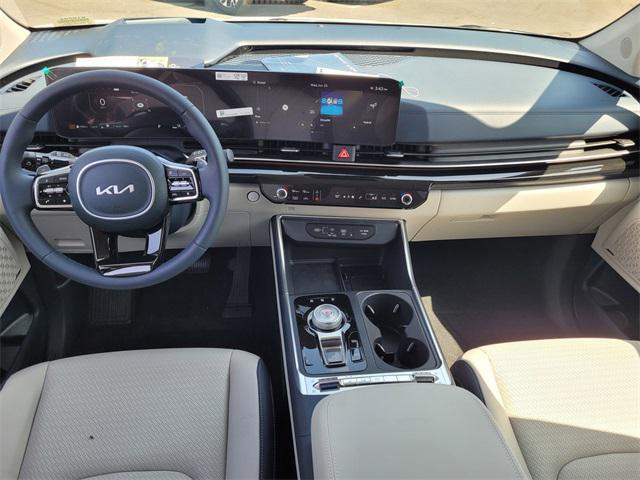 new 2025 Kia Carnival Hybrid car, priced at $52,495