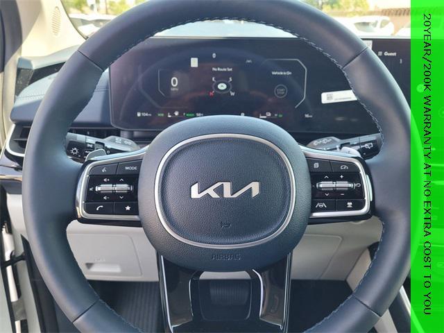 new 2025 Kia Carnival Hybrid car, priced at $52,999