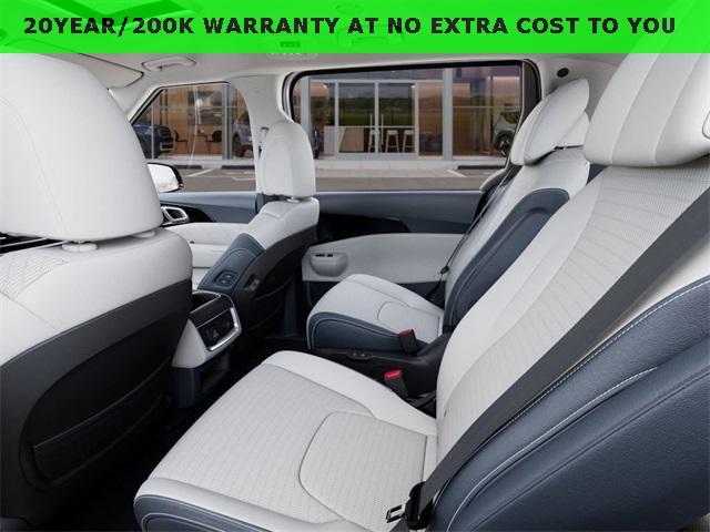 new 2025 Kia Carnival Hybrid car, priced at $50,999