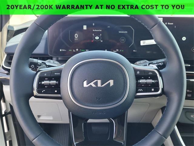 new 2025 Kia Carnival Hybrid car, priced at $50,999