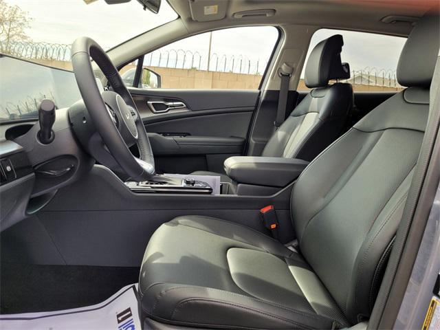 new 2025 Kia Sportage car, priced at $31,310