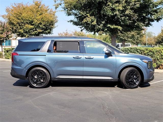 new 2026 Kia Carnival Hybrid car, priced at $50,285