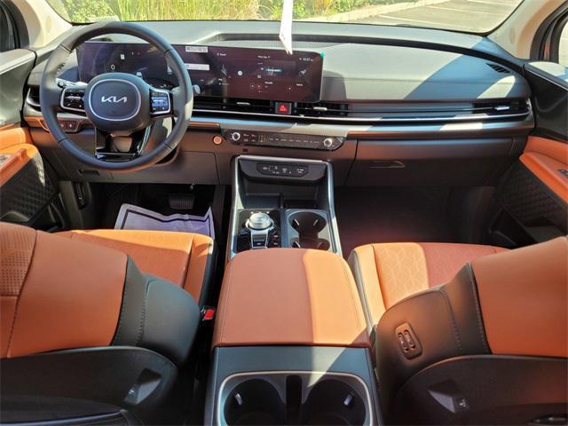 new 2026 Kia Carnival Hybrid car, priced at $50,285