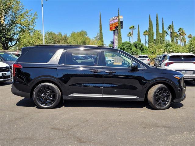 new 2025 Kia Carnival Hybrid car, priced at $51,454