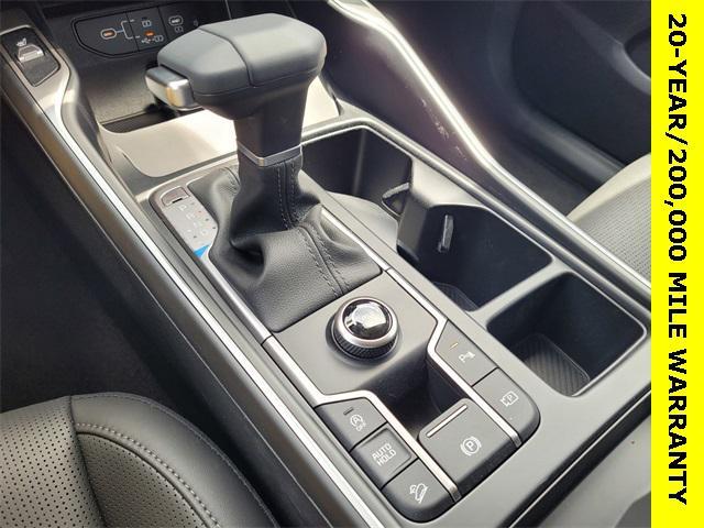 new 2025 Kia Sorento car, priced at $33,921