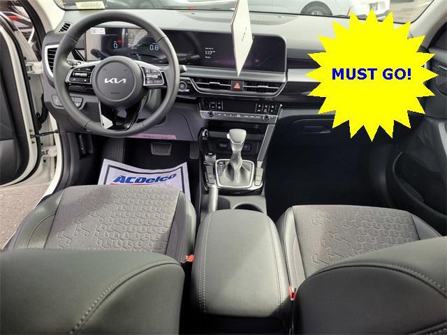 new 2025 Kia Seltos car, priced at $24,650