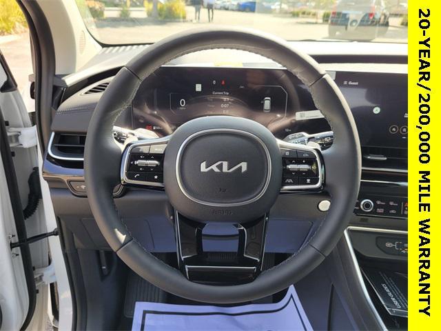 new 2025 Kia Carnival Hybrid car, priced at $56,690
