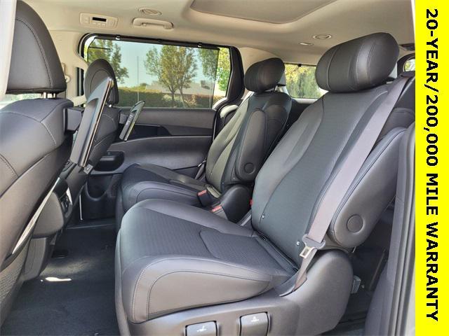 new 2025 Kia Carnival Hybrid car, priced at $56,690