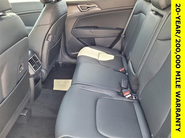 new 2026 Kia Sportage car, priced at $33,080