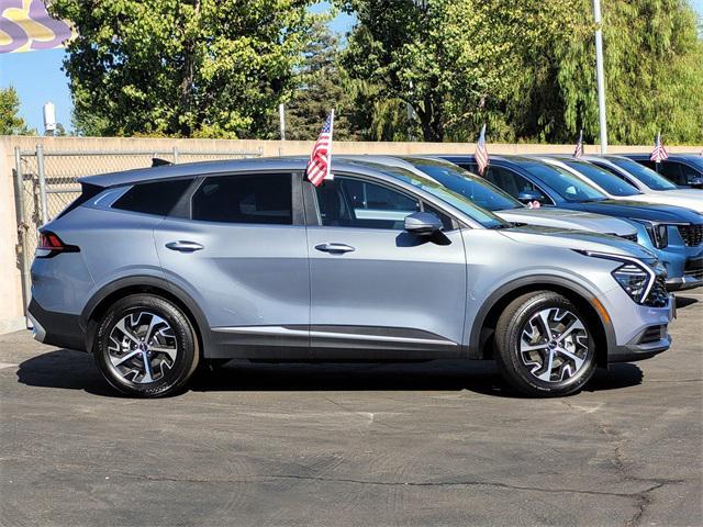 new 2025 Kia Sportage car, priced at $31,110