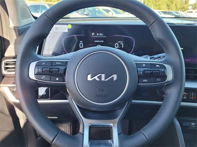 new 2025 Kia Sportage car, priced at $31,110