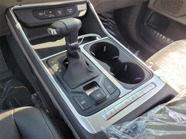new 2025 Kia Carnival car, priced at $39,370