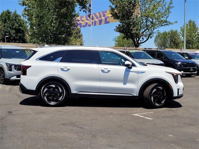 new 2025 Kia Sorento Hybrid car, priced at $46,555