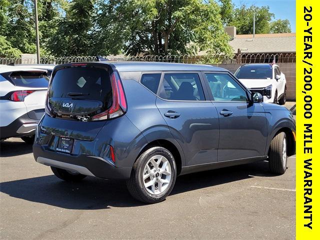 new 2025 Kia Soul car, priced at $22,260