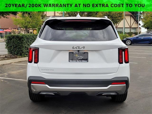 new 2026 Kia Sorento car, priced at $40,495
